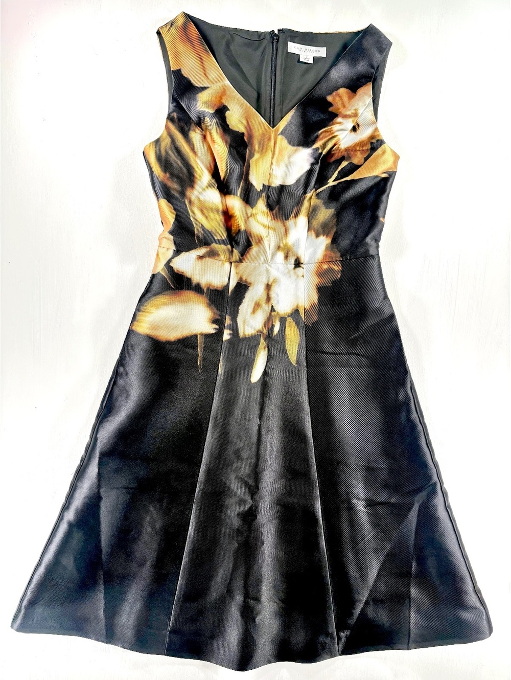 Kay Unger New York Statement Watercolor Floral Fit Flare Cocktail Dress